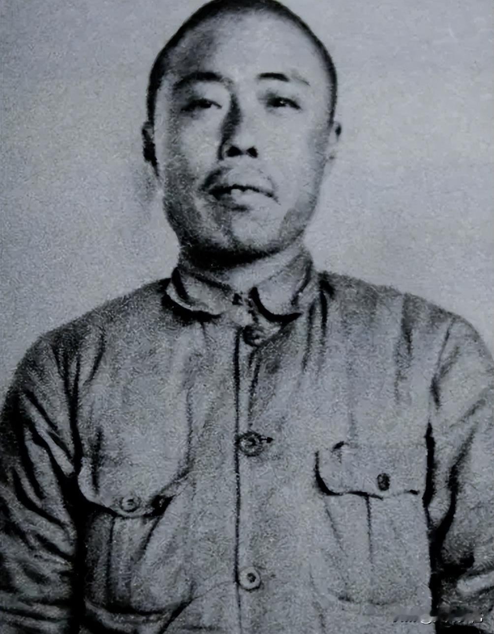 同属新四军阵营的两位将领境遇迥异，项英率9000将士血战茂林血染山岭，陈毅领70