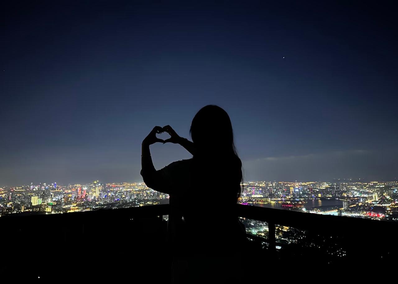 你是从哪个瞬间，发现自己进入微老状态的🙃感觉微老迹象真的藏不住了：热搜名字