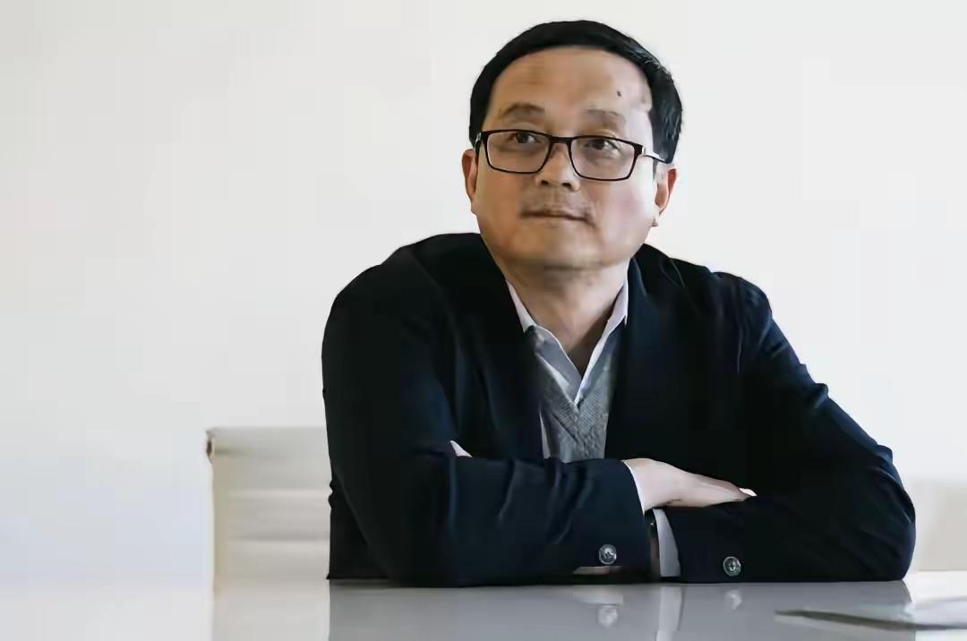 太丢人了！被美国制裁的国产路由器巨头，TP-LinkCEO赵建军申请“特朗普金