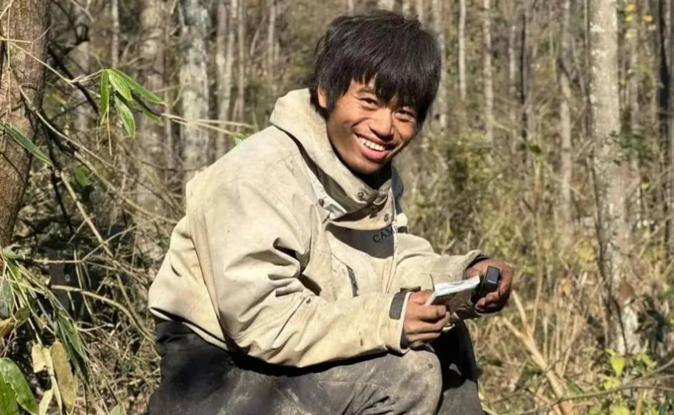 荒野求生决赛都进行好几天了，林北还是没能成功生火，这哥们在荒野决赛里可太惨了。