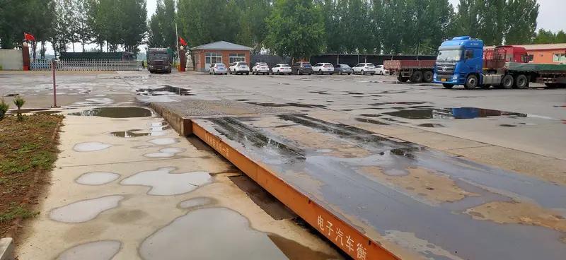 央视曝光违规地磅一把遥控器亏上万农民货车司机全中招辛辛苦苦拉满一车货