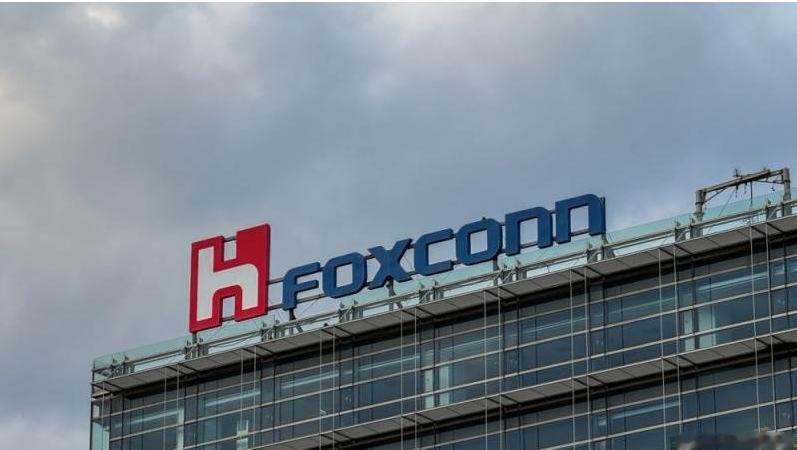 鸿海精密第四季度净利润同比下降2%，2025财年全年利润增长24%鸿海精密工业