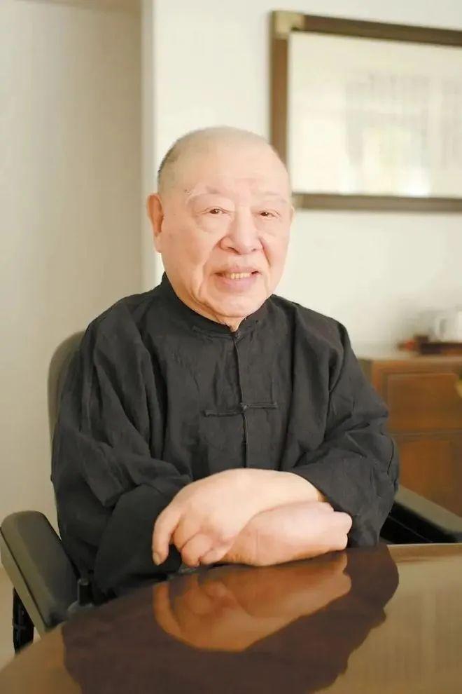 著名历史学家许倬云先生在美国去世，95岁。许倬云许倬云1930年9月出生于厦门