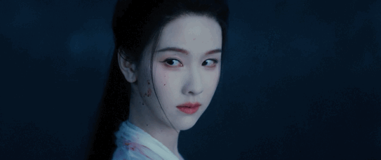 雾妄拾光床戏这段月鳞绮纪这段戏把角色的人设立得更稳了，曾舜晞饰演的法师不再是冰冷