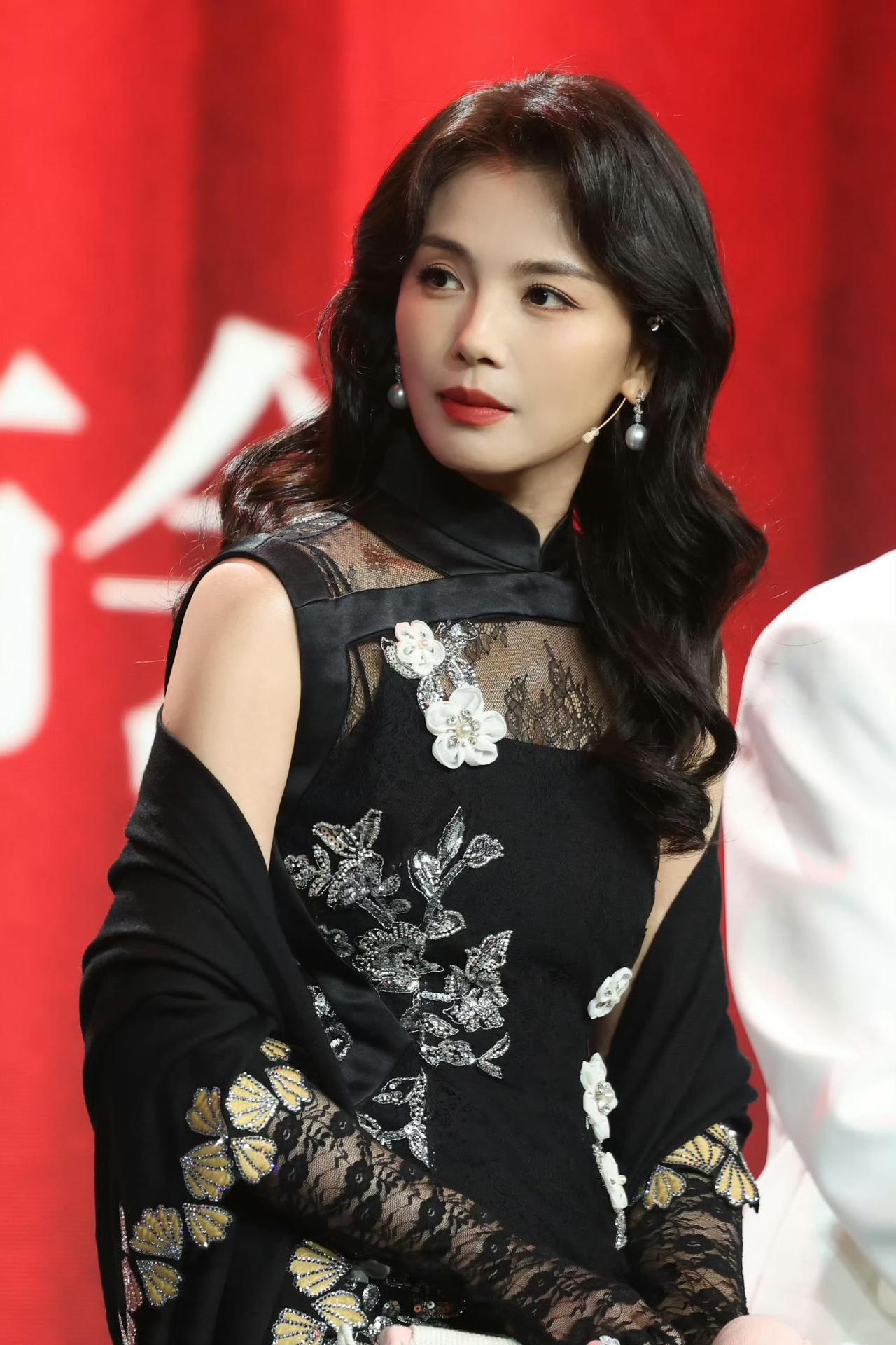 旗袍好美😻