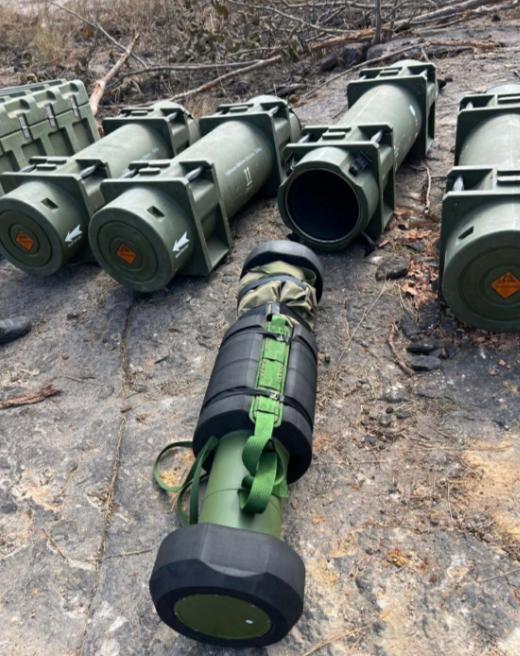 柬埔寨军队偷袭VT-4坦克失败，泰国军队缴获大量中国制造的反坦克导弹。当地时间2