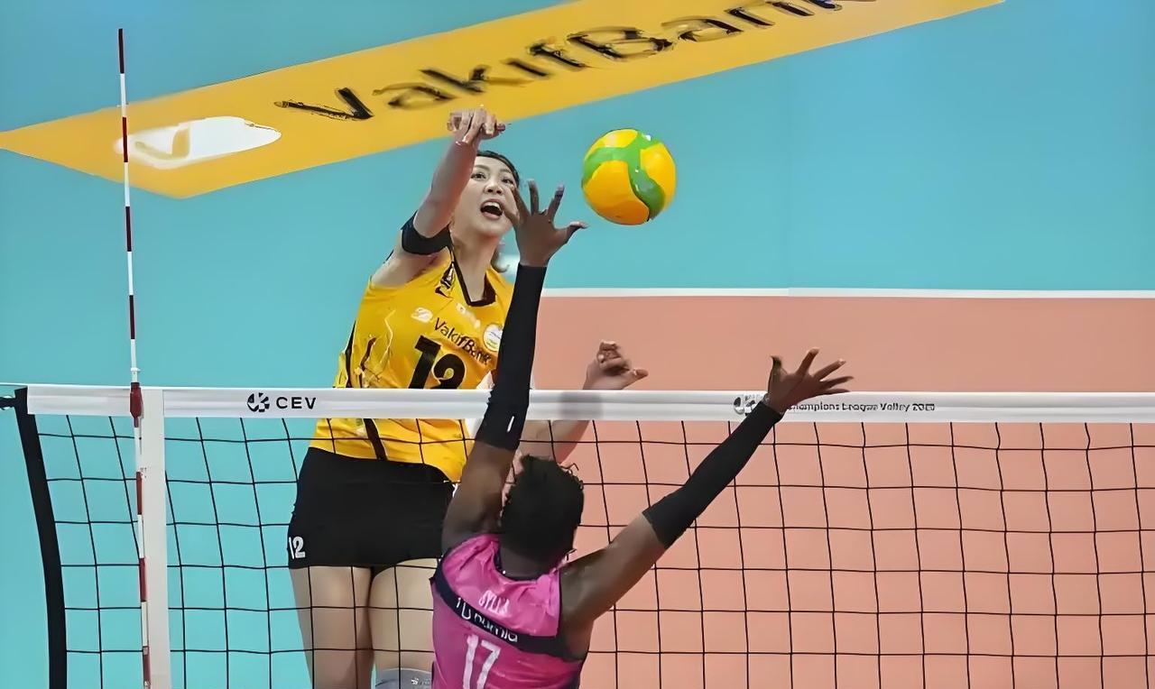 中国女排不能没有袁心玥、李盈莹世界女排联赛北京站，赵勇带着一帮年轻小将1-3输