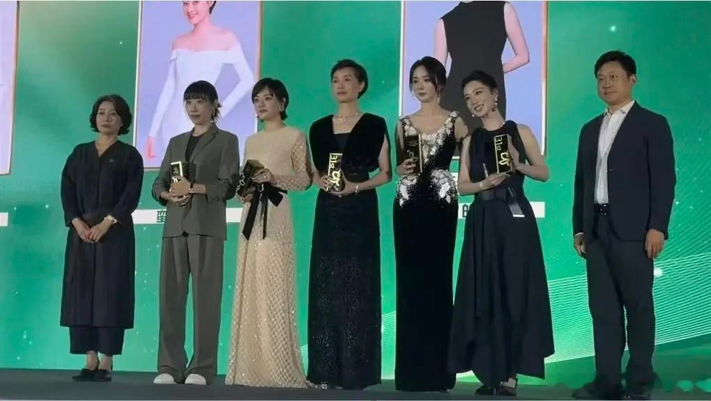 吴越居然那么高我一直以为她身高一般
