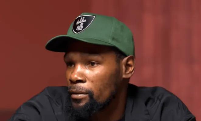 杜兰特篮球痴汉实锤了,真的,只是喜欢篮球,纯粹地喜欢篮球。KD:我打球不是为了