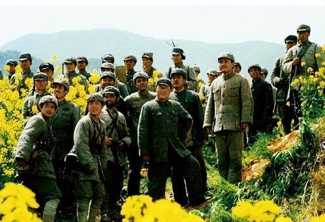 1948年初，刘邓大军转战大别山后，面临强敌围堵。为创建根据地，1纵20旅奉命诱