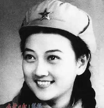 1966年下半年，八一厂已经变了，当时在厂里私底下流传着一句话：“男的，不如女的