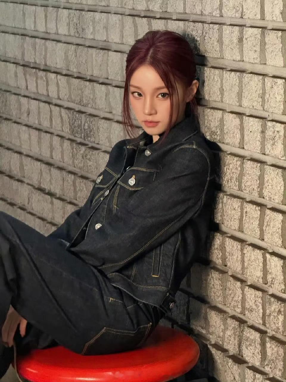 宋雨琦、宁艺卓两位美女都参加时装周了，特别争气的两位