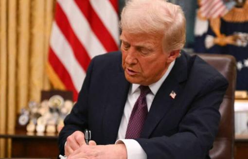 就在刚刚，特朗普作出一个重大举动，提到中国富豪。 在美国联邦最高法院预定就