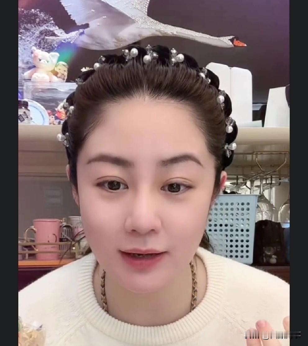 《乡村爱情》王小蒙惊叹初瑞雪卖货能力！《乡村爱情》王小蒙