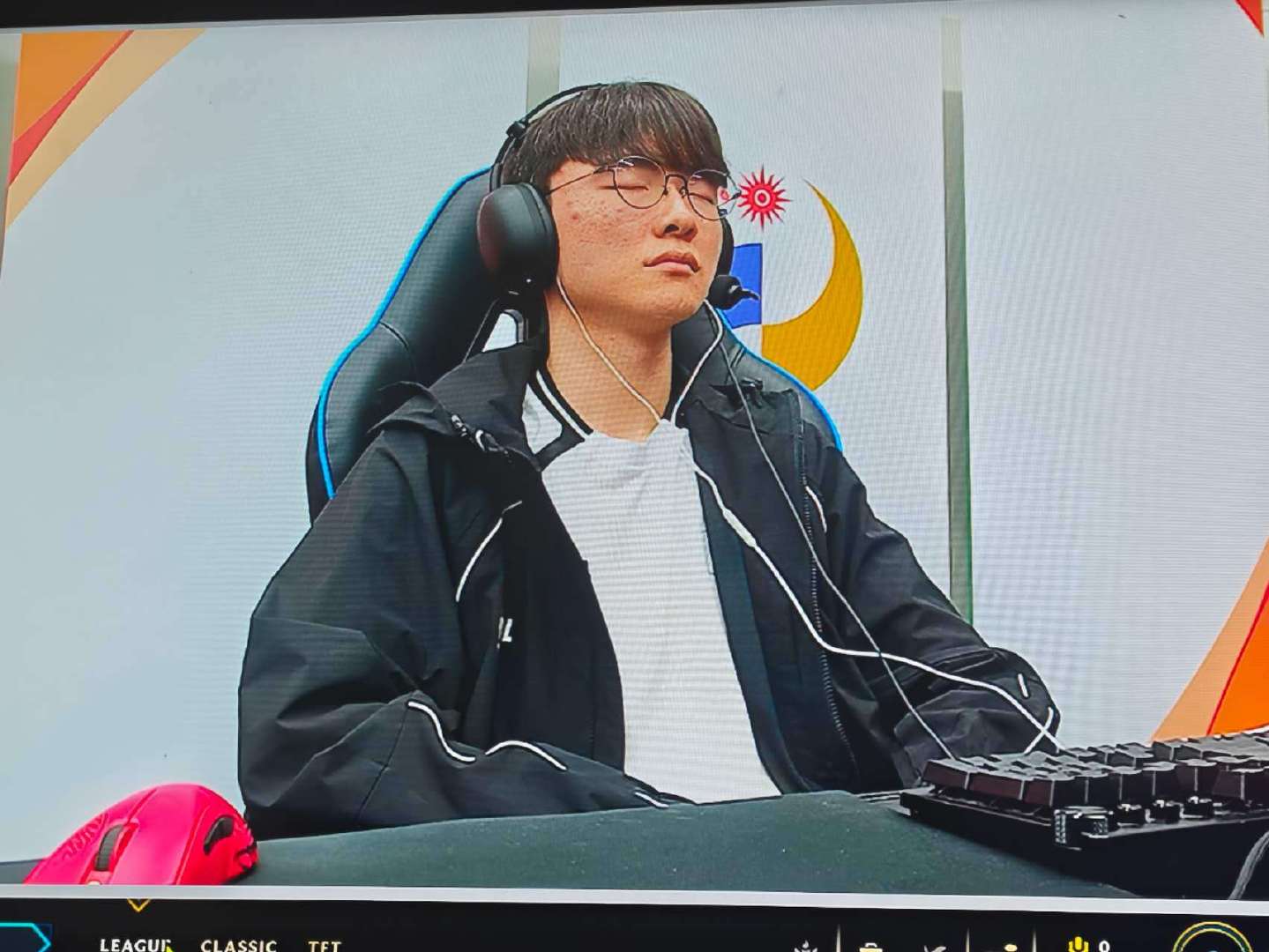 韩国这场对印度，更换了中单。Faker替换Zeka上场！猜猜多久能结束。​