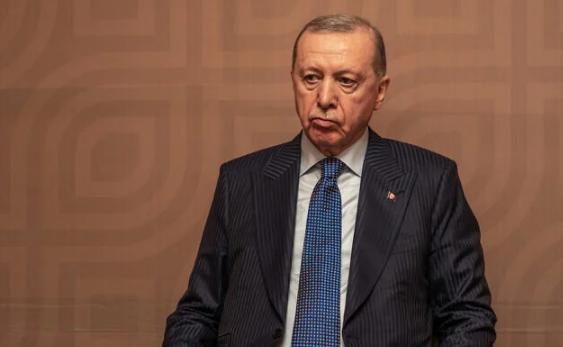 土耳其总统埃尔多安致电伊朗总统，即将在巴基斯坦举行的谈判，必须要用来换取“持久和