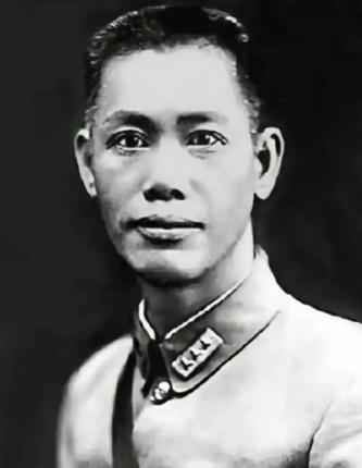 十九路军在上海抗击倭寇时，名义上只辖有蔡廷锴的第十九军这一个军，可事实上却不是孤