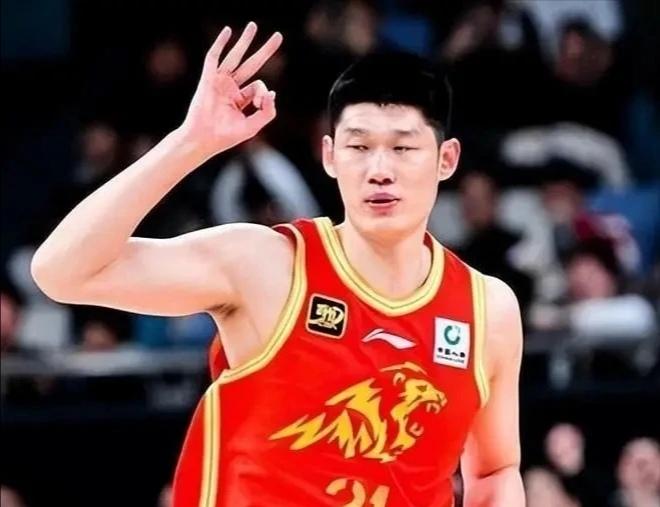 资金压力之下，广厦核心陷入交易流言广厦男篮新赛季注册名单当中没有胡金秋的名