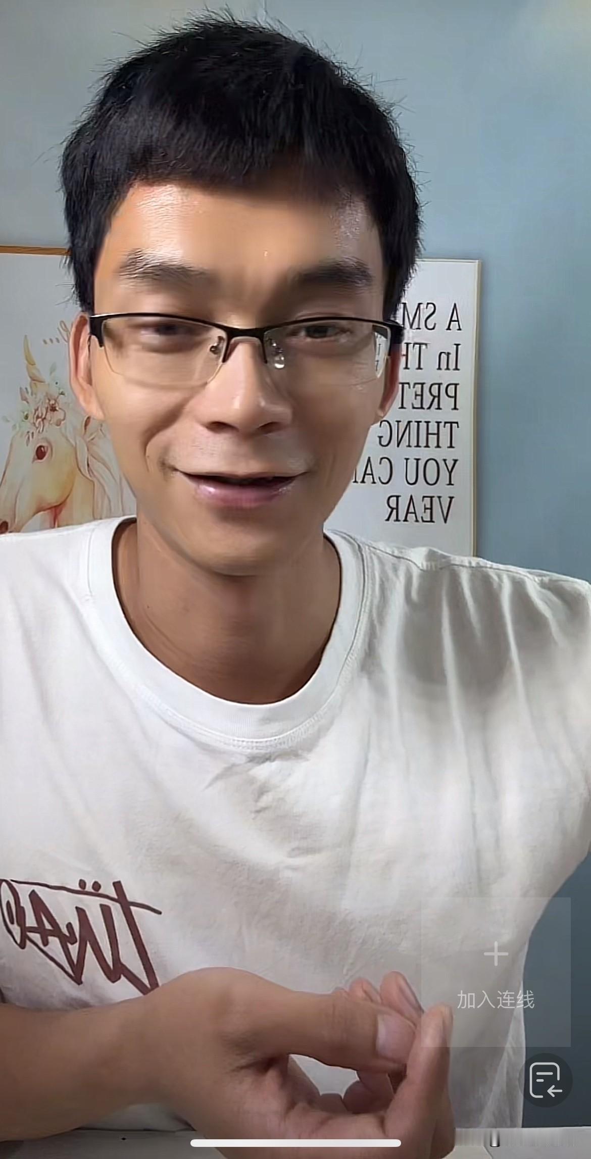 今晚，唐尚珺在直播间，也回应网友的有关他挂科的问题，唐尚珺说，一直到目前为止，他