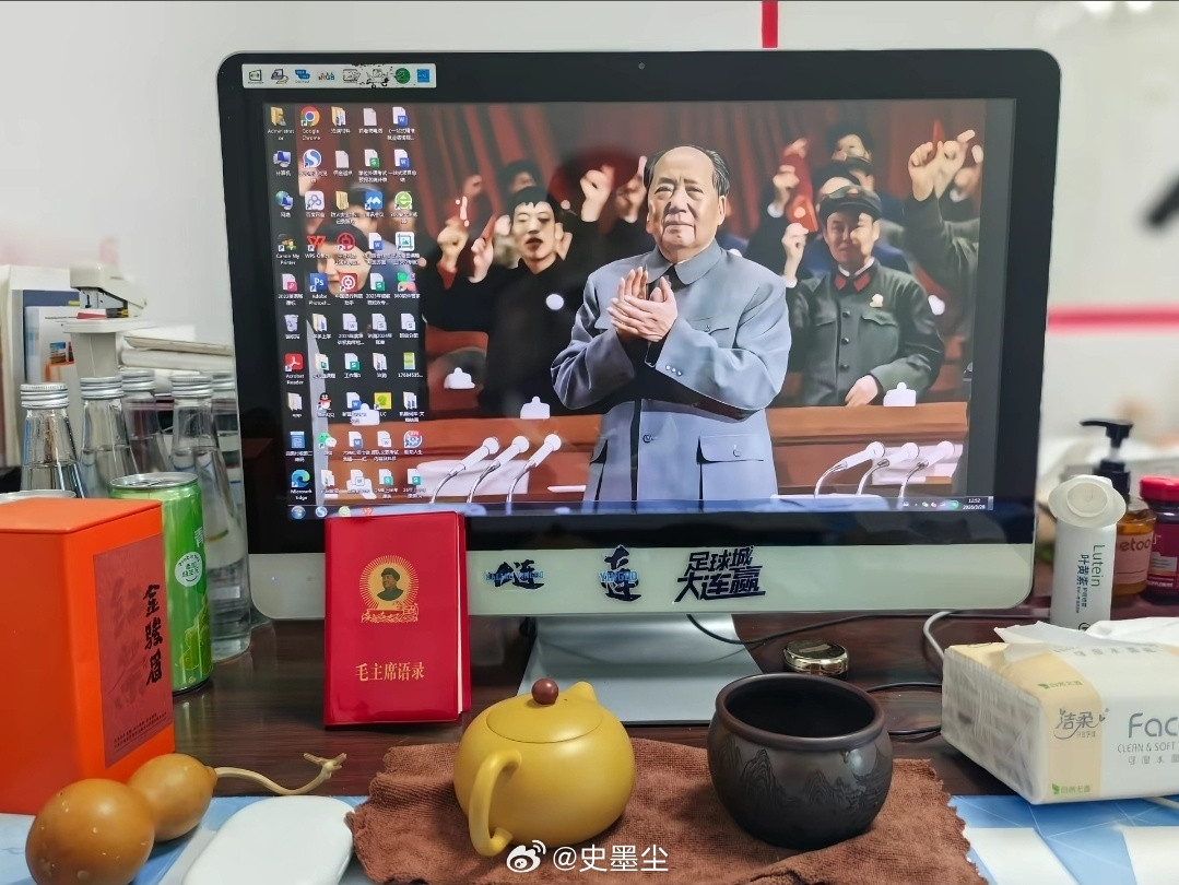 毛主席一生没拿枪上过阵，一生没留过一天学，他就是中国历史传统文化培育出的集前代