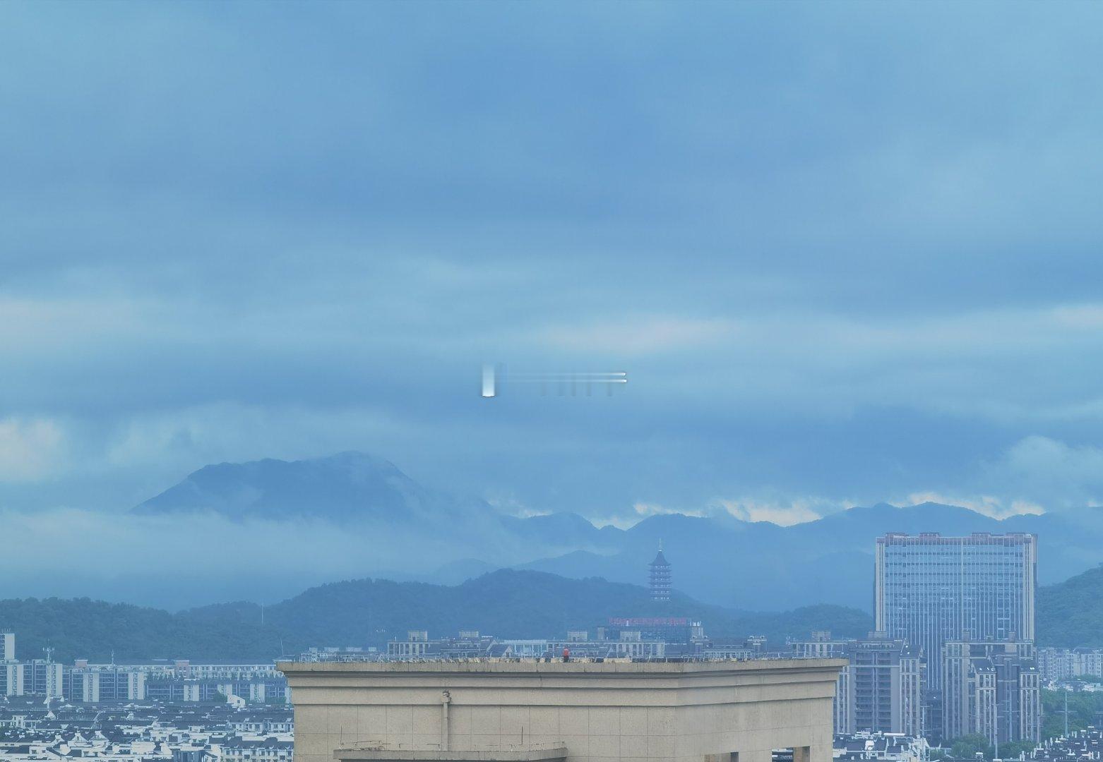 山野之气，谓之曰岚。​​​