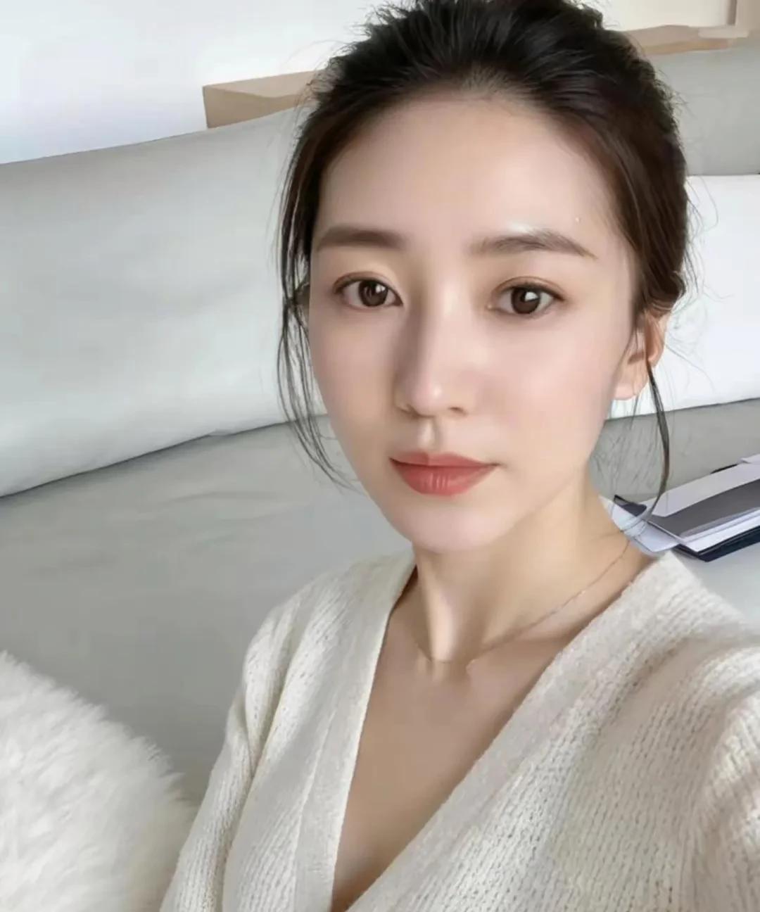 “谁会娶一个30多岁的大龄剩女呢”？！我表姐今年已经35岁了，自身条件非常优秀，