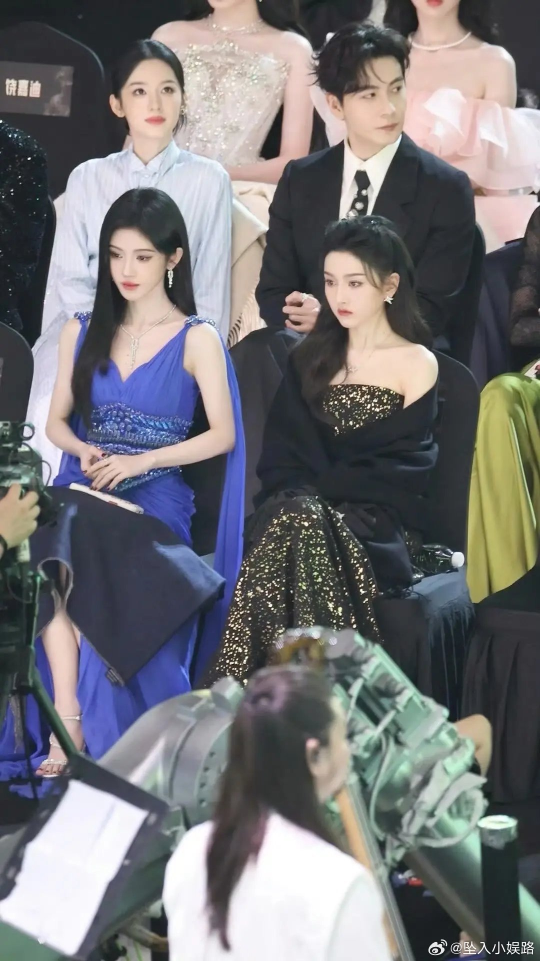 鞠婧祎宋祖儿周也同框你第一眼看到的是谁？