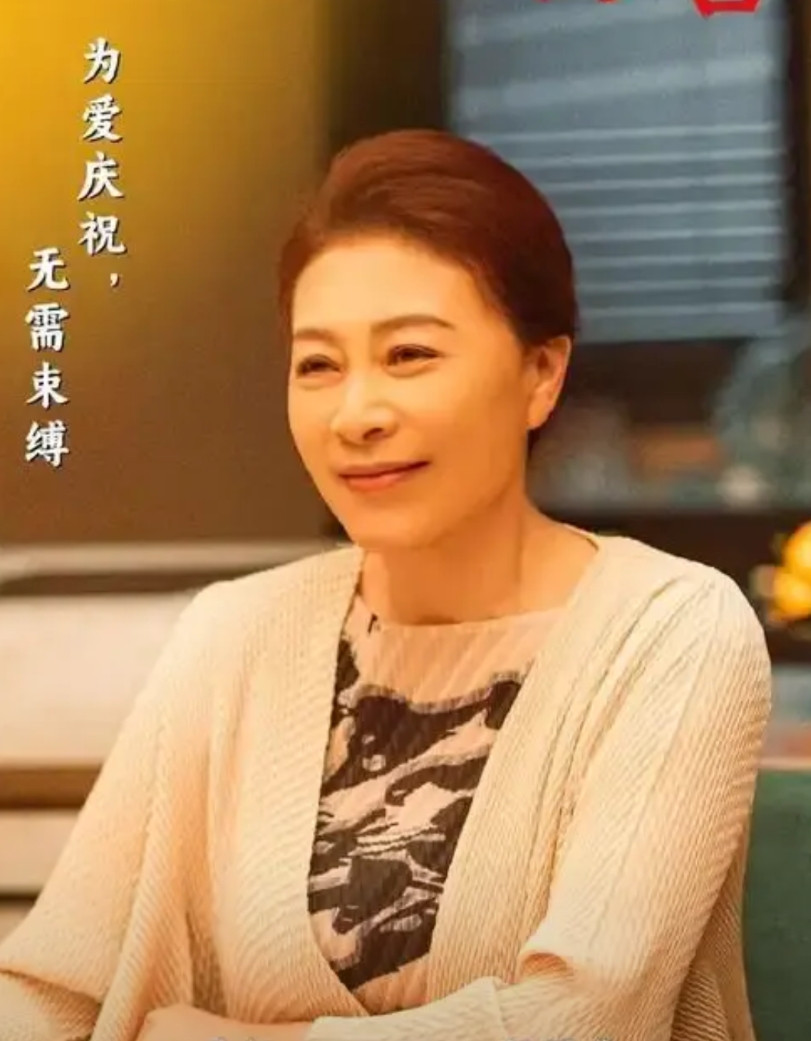 《四喜》倪萍说：“在我们这个年龄，像岳红这样幸运的人少之又少，她不断地有戏拍。”