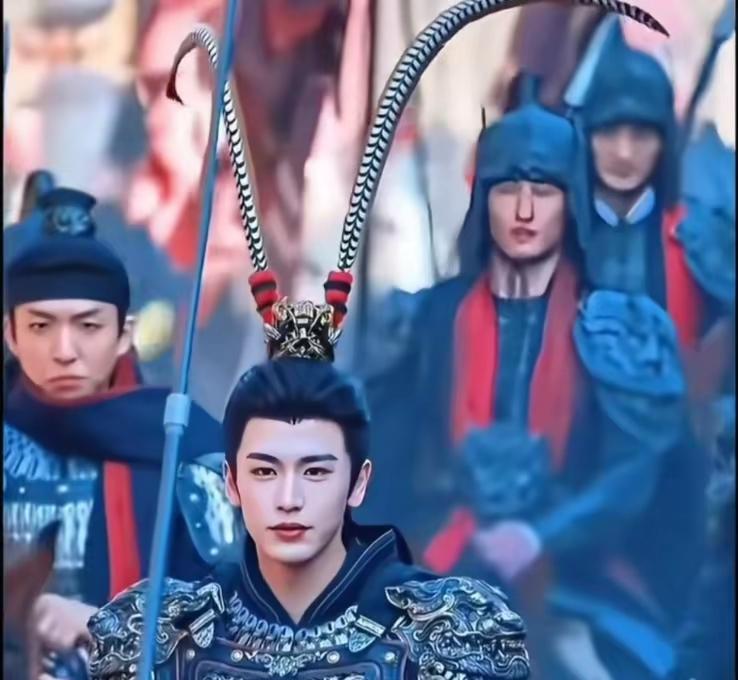 汪海林都惊讶了:粉底液将军的粉丝真的无法无天，竟然围攻钧正平！编剧汪海林几个