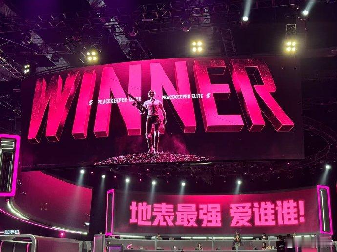JTeam今天也太猛了吧，上一局收获八个击杀，这局七个，就这状态打下去，冠军就是