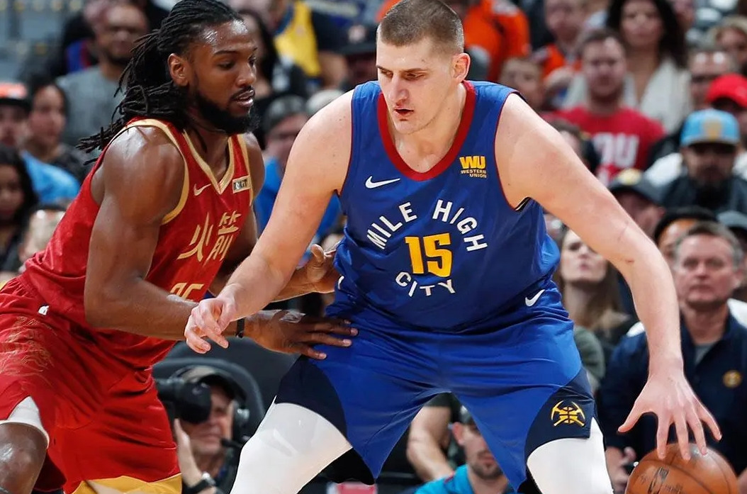 肯尼思·法里埃德谈尼古拉·约基奇——二人曾于约基奇初入NBA时在掘金共事我早知