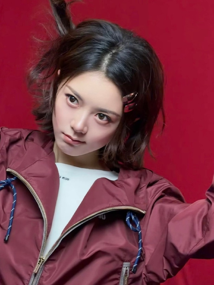 赵今麦miumiu活动出图赵今麦在MiuMiu活动的出图简直美出新高度！灵动又