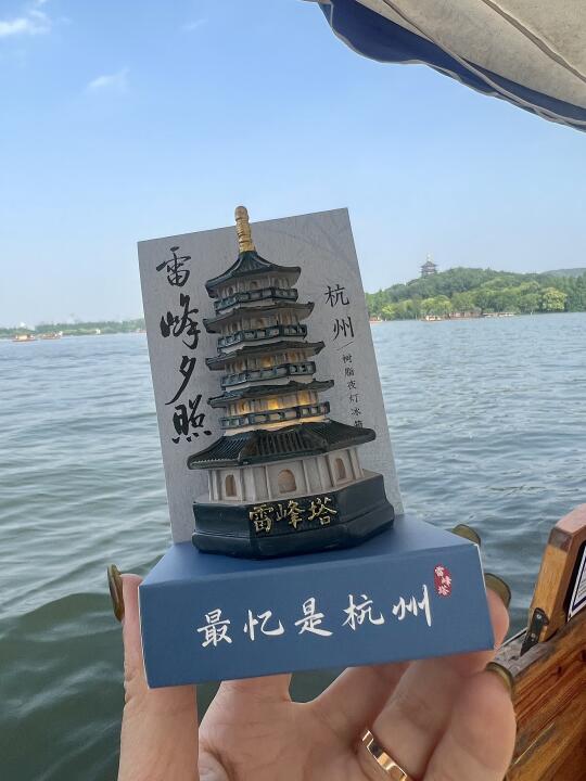 在杭州西湖花的最值的一笔。。。。