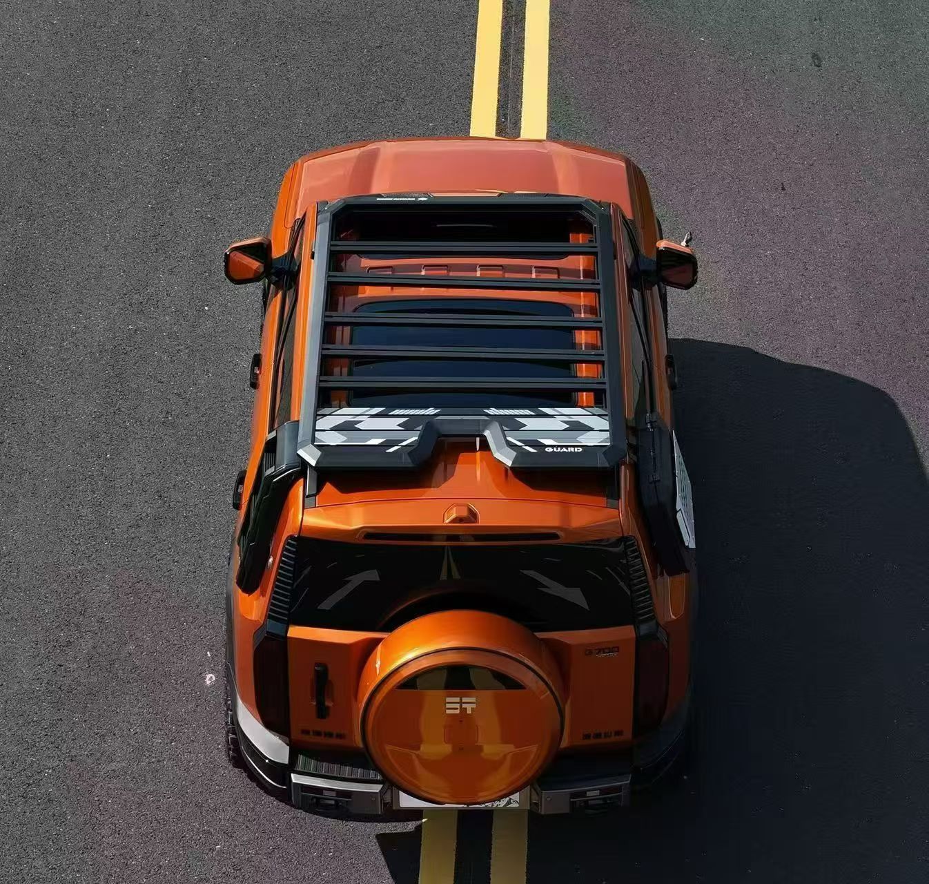 行李架-爬梯-侧窗机甲酷啊！❤️❤️❤️大v聊车汽车改装硬派越野