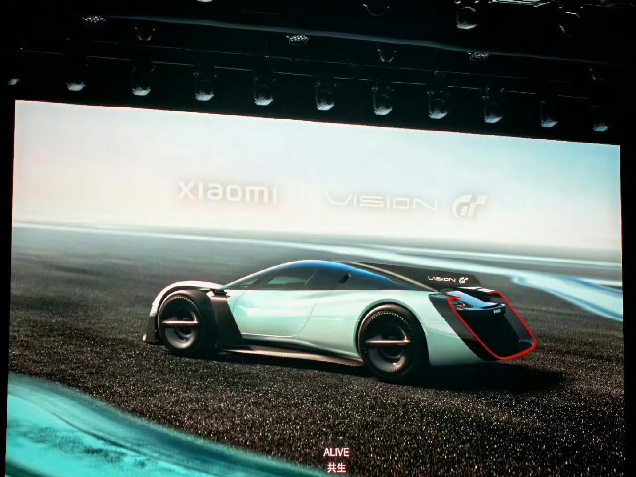 小米超跑亮相，这个也太酷炫了吧，感觉像是游戏中才能做到的车型呀！不过作为概念款
