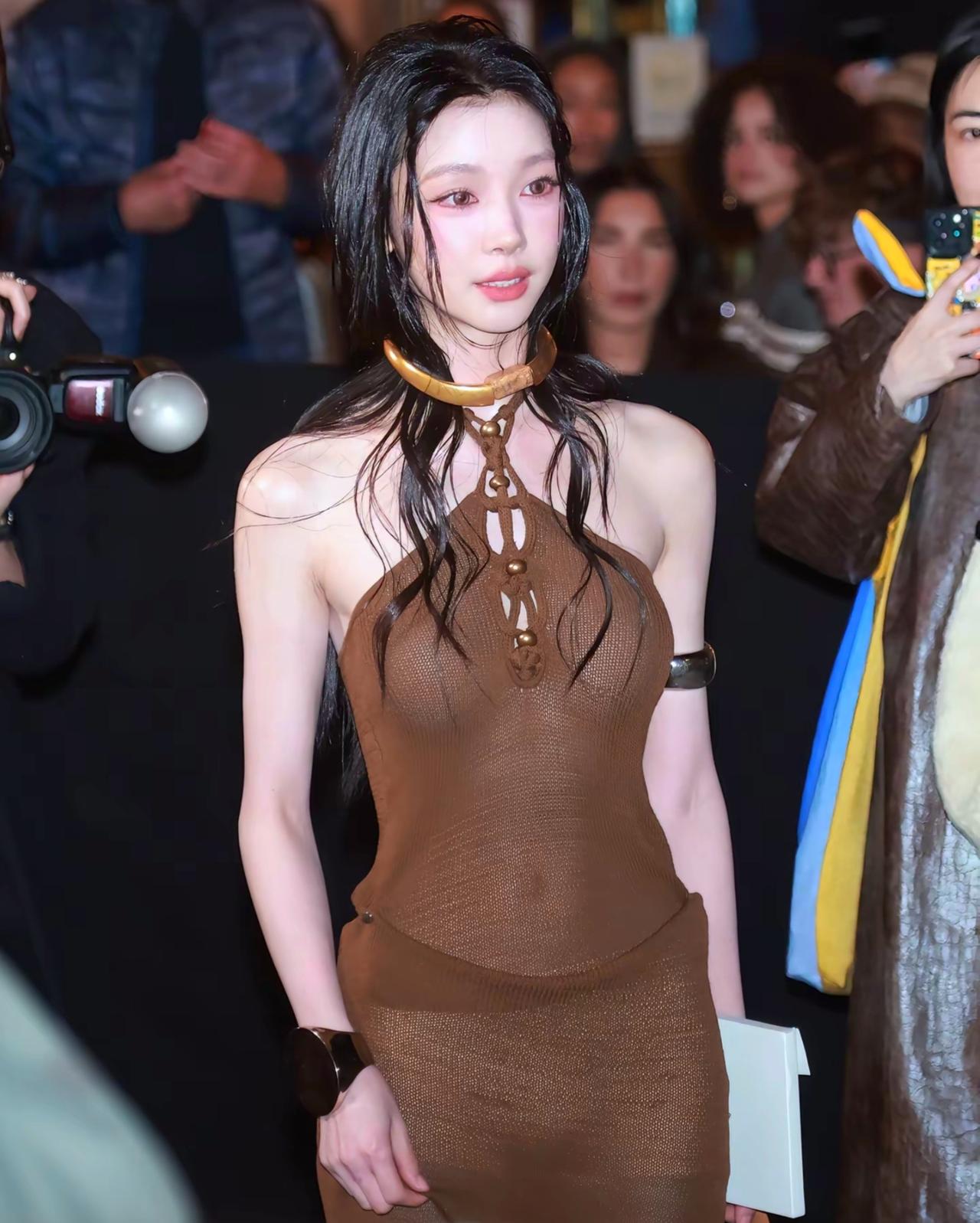 易梦玲如今的现状给所有女人提了个醒，无论你身材再好，再漂亮，也千万要有自