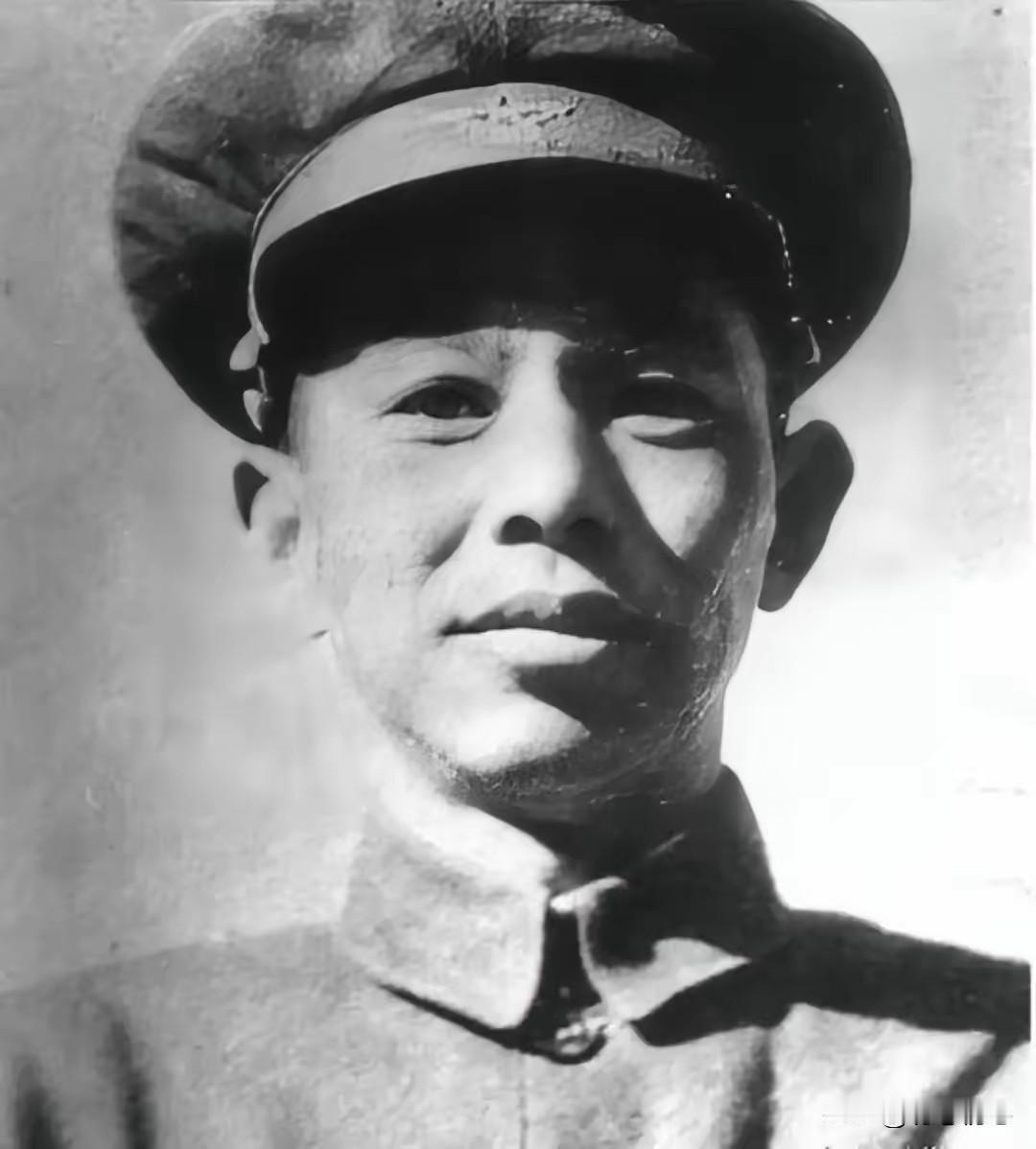 藏在草原12年的悲壮坚守！奴隶当众认亲，身份曝光全场动容1949年9月，青