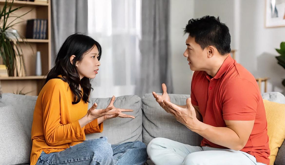 一个没有沟通能力的男人，真的会彻底毁了自己的家。他们最喜欢用的三招，第一就是故