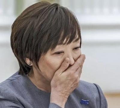 安倍晋三的遗孀真的很厉害。尽管安倍晋三已经去世多年，但作为他的遗孀安倍昭惠的人脉