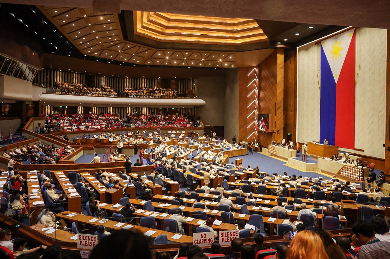 什么叫剧情反转？菲律宾这4天给国际社会上了一课：中方刚开通厦门直飞达沃的货运航线