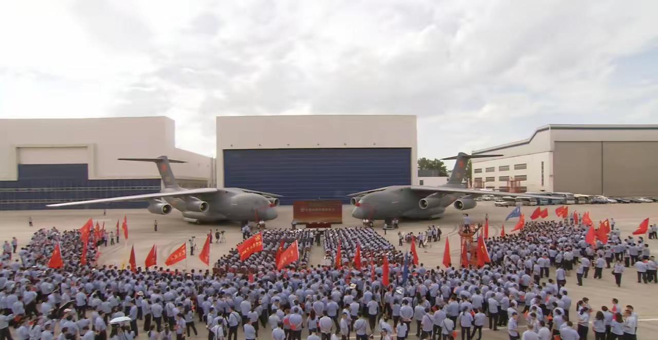运-20首装交付已经整整十年，生产线一直没停过十年前，2016年7月，咱们第