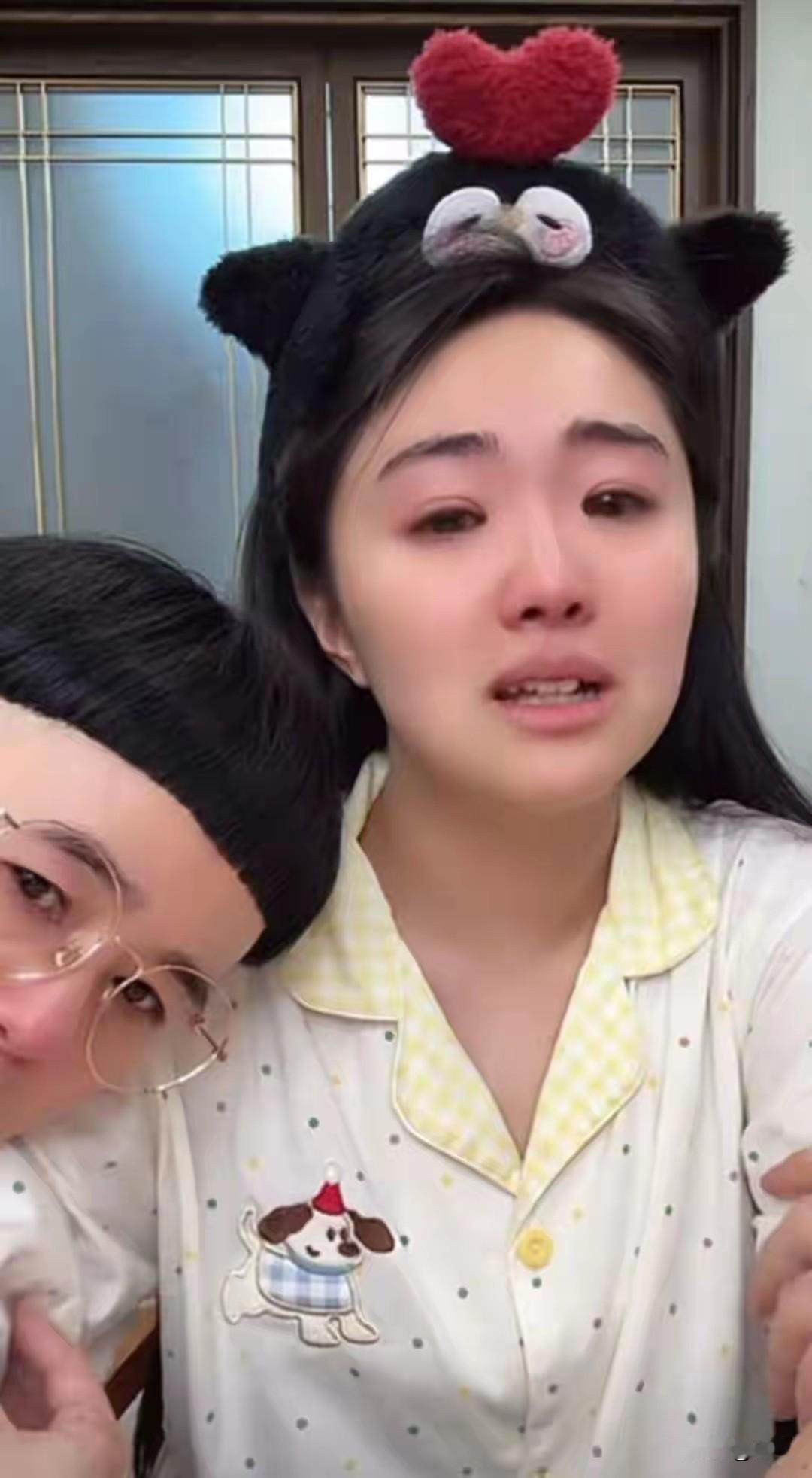 前央视主持人王宁26岁的女儿王逸宸两个多月前刚补办婚礼最近传出二胎流产，看了