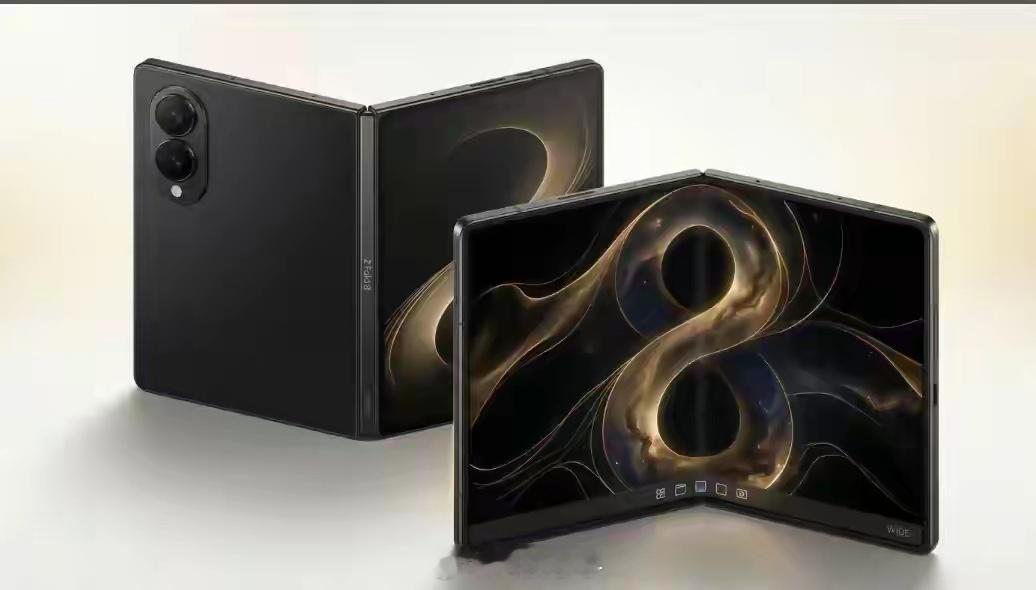 谁用折叠屏没被黑边烦过？！这次的FoldWide直接上4:3宽屏，展开就是小平