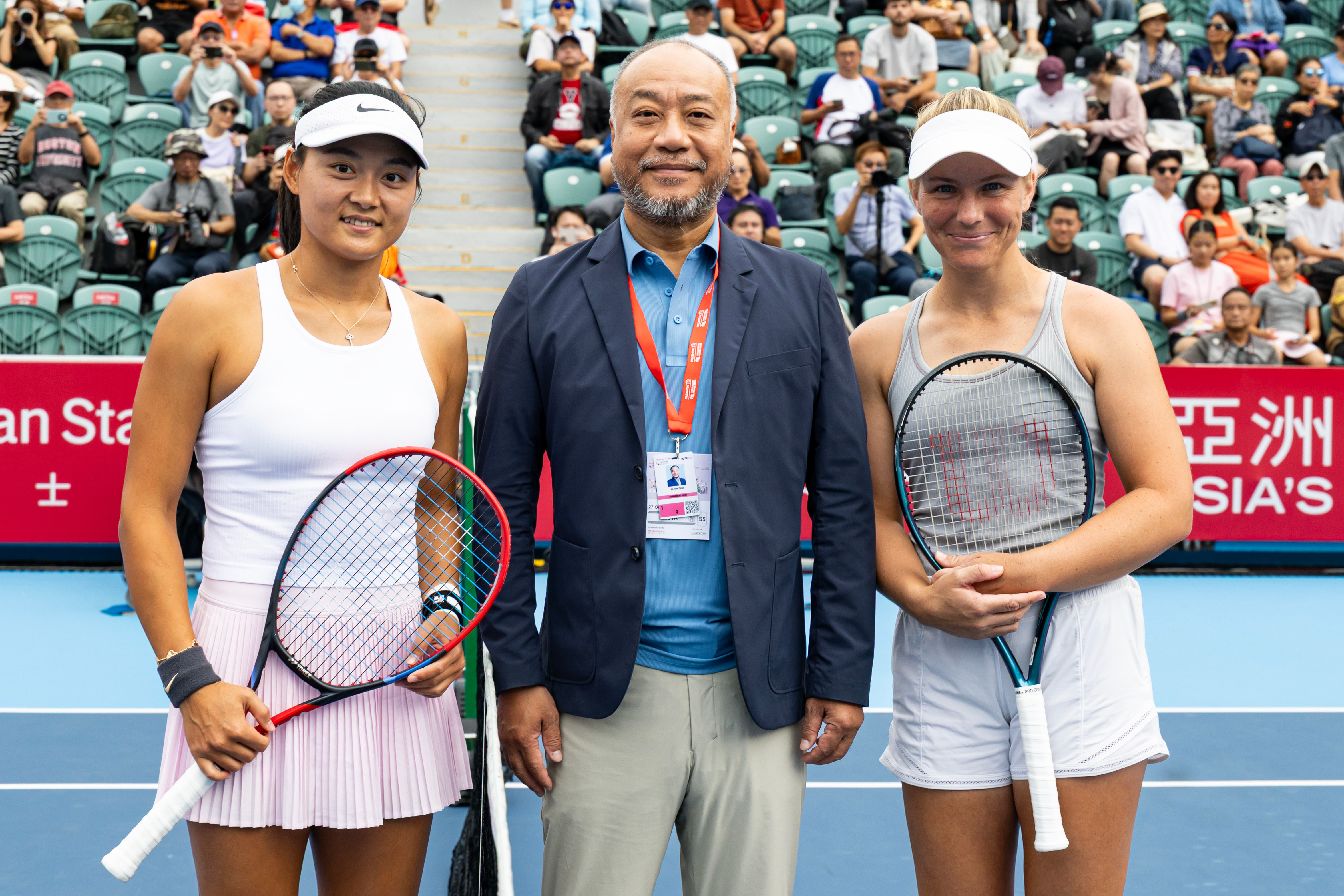 WTA250香港站首轮，王雅繁以6-46-7(6)6-3击败资格赛选手英格利