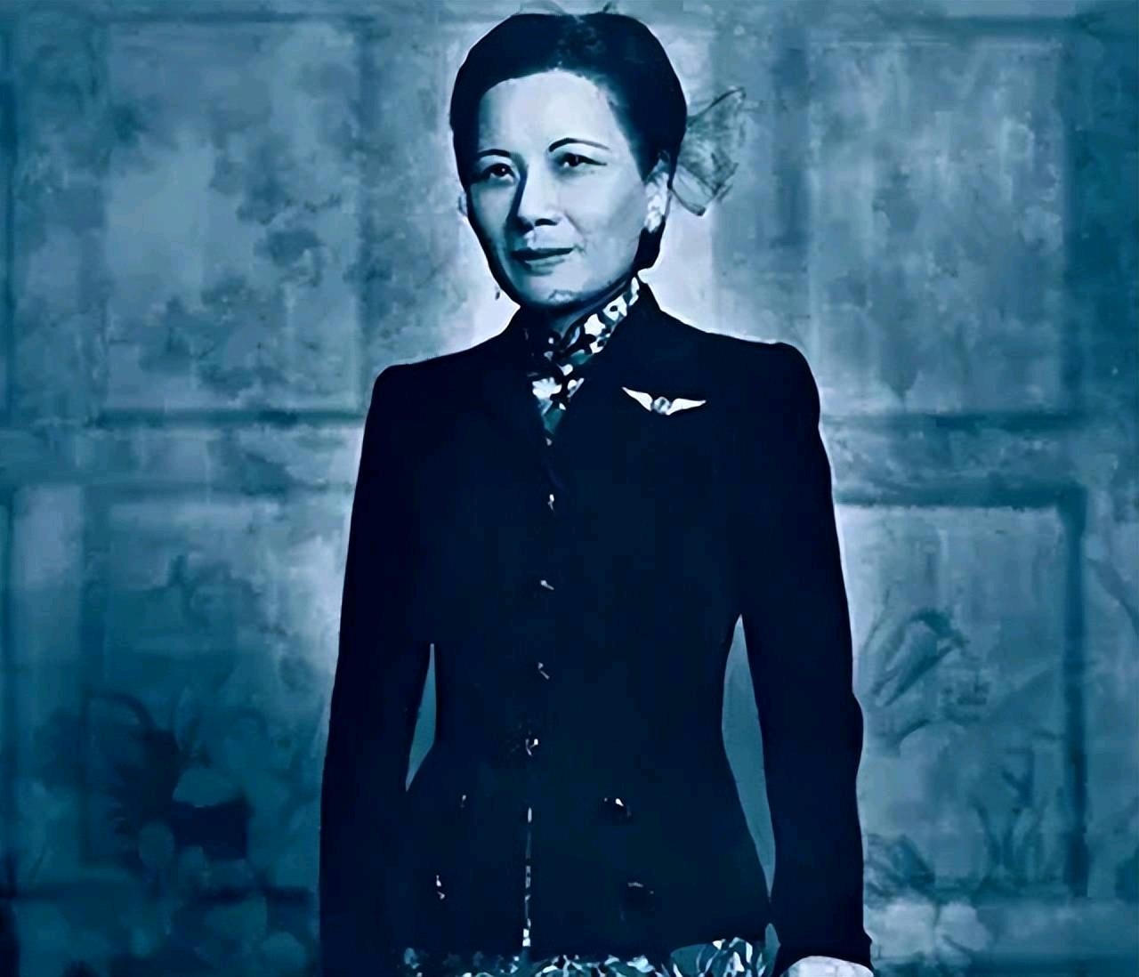 1943年，宋美龄让戴笠宋美龄让戴笠刺杀一人，戴笠吓得冷汗直流，急忙上报蒋介石，