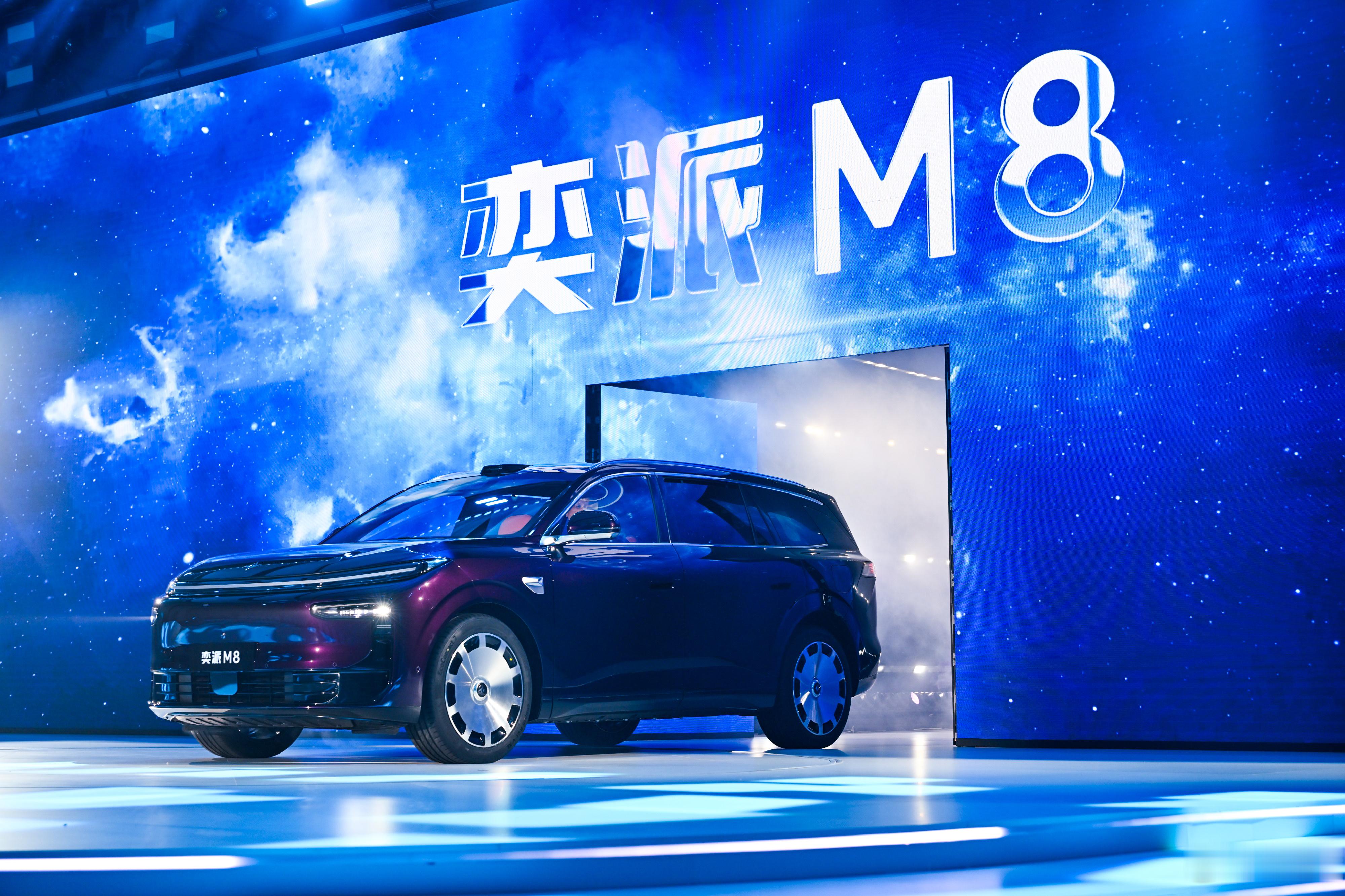东风制造＋华为智能生态+宁德时代电池，其实奕派M8是一款挺理智的产品，成本都用在