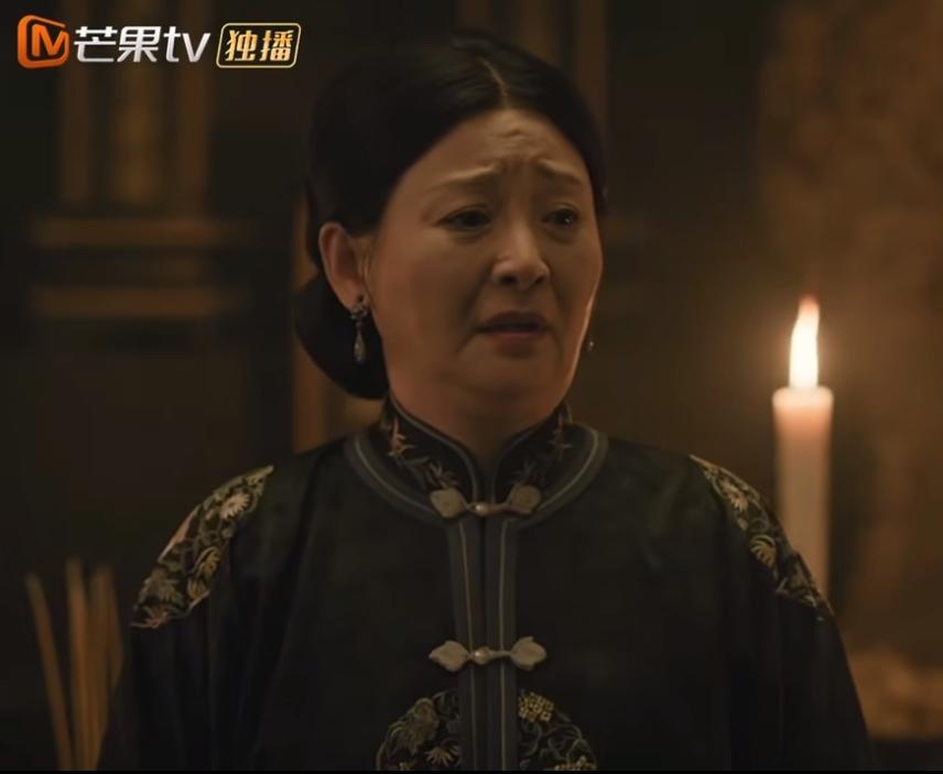徐帆这是一点医美都没做吧，才59岁居然是这样子了。别的同年龄段女星，早就靠