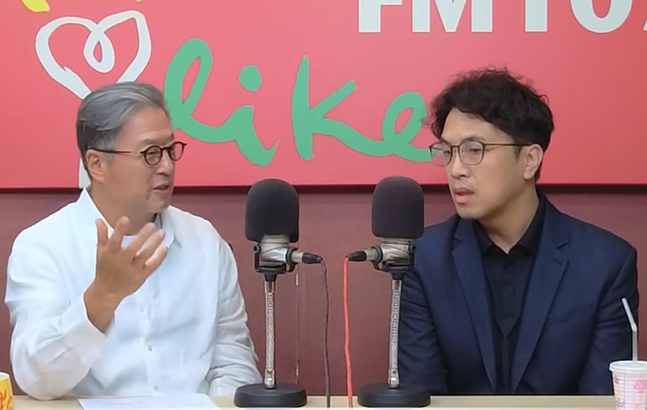 盛赞沈伯洋，蓝营炸锅？蒋万安被迫上节目接招王伟忠主持的中广节目《欸！我说到哪