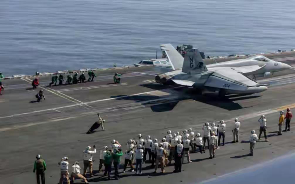 以色列媒体：4大迹象表明，特朗普或将在3月中旬打击伊朗。以色列媒体援引军事消