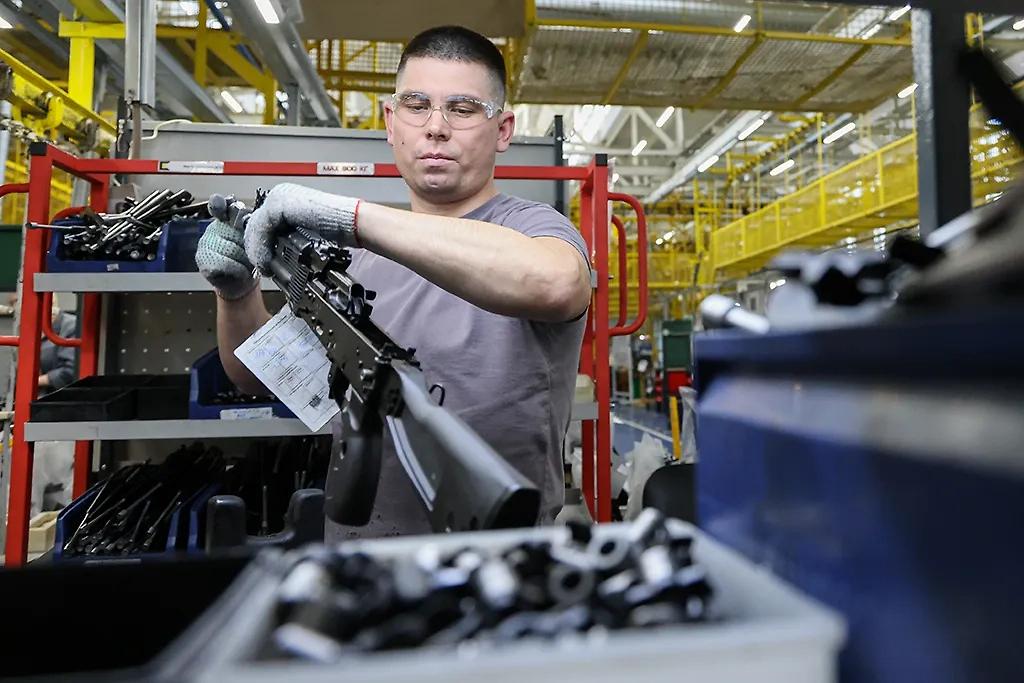 卡拉什尼科夫已将传奇狙击步枪的产量提高了13倍，以满足NWO的需求卡